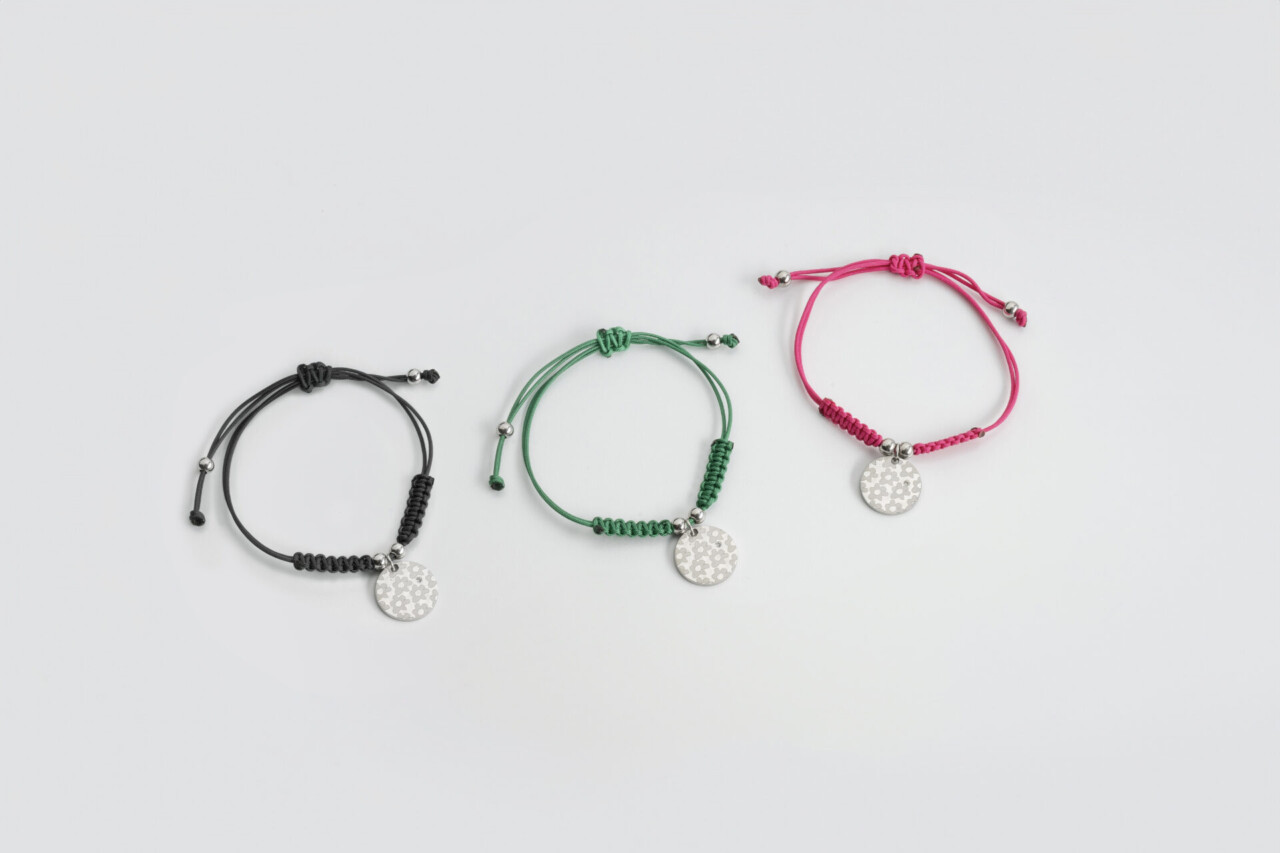 Bracciale Con Ciondolo Strass Nero – Per Tifosa Di Calcio E Mamma Football